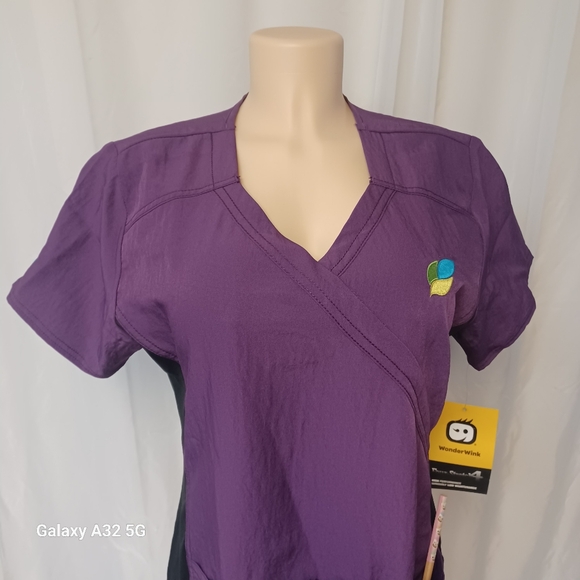 WonderWink Women's Purple Scrub Top - Picture 4 of 12
